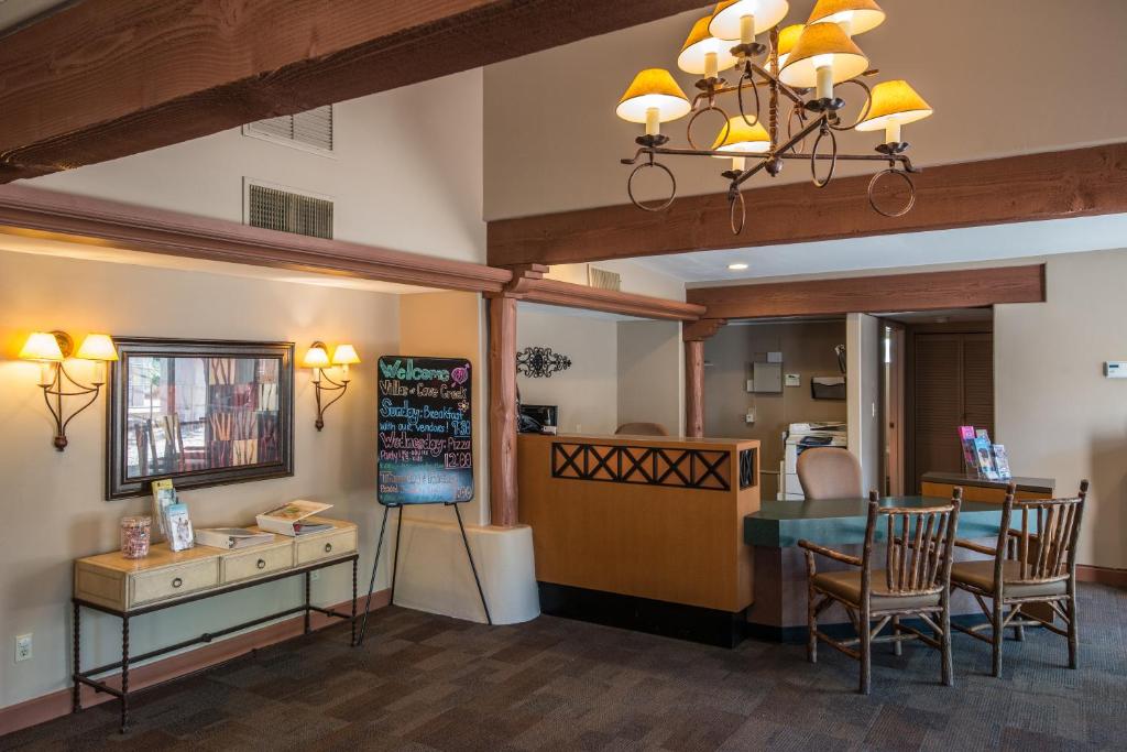 Villas of Cave Creek - Image 6