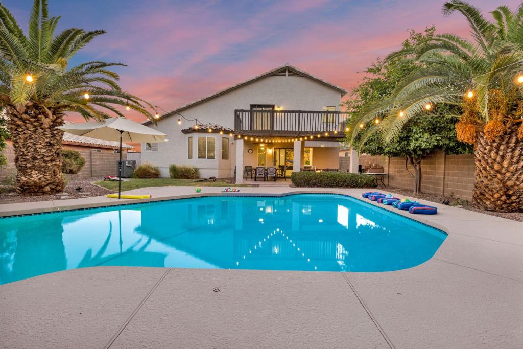 Cozy Oasis Escape - Hot Tub - Fire Pit - Fast WiFi