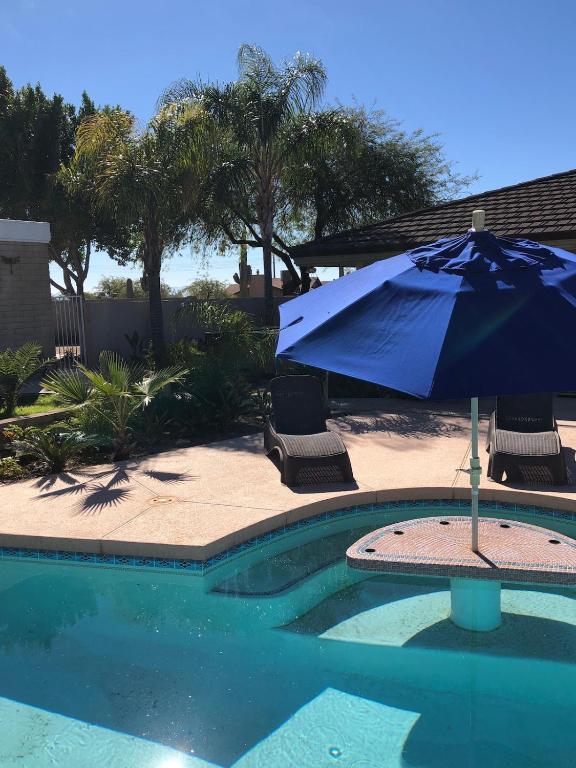 Hot Tub (Jacuzzi) - Photo 2