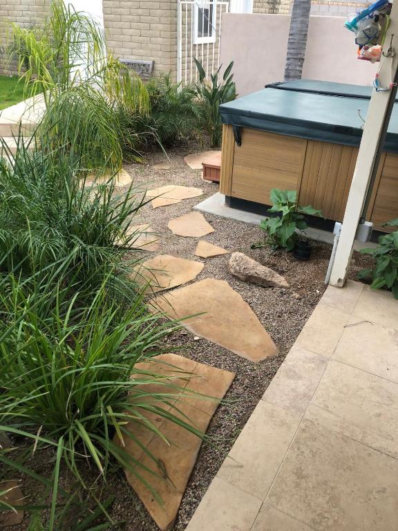 Tropical Mountain Valley Casita