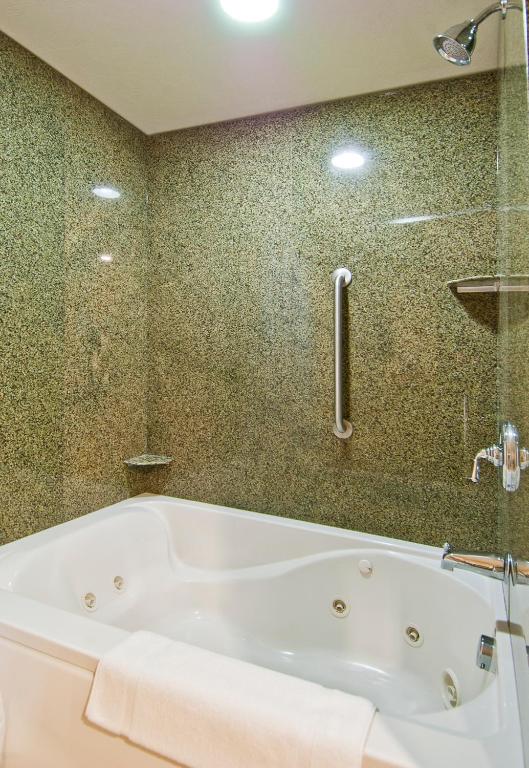 Holiday Inn Express & Suites Oro Valley-Tucson North by IHG