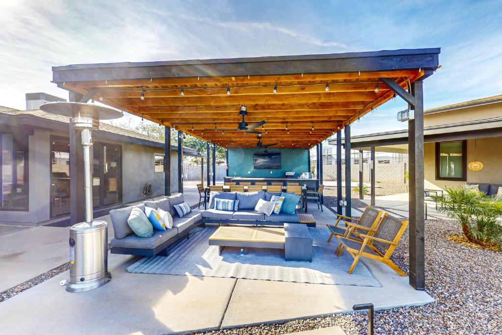 The Chandler Hideaway - Main House Only - Image 6