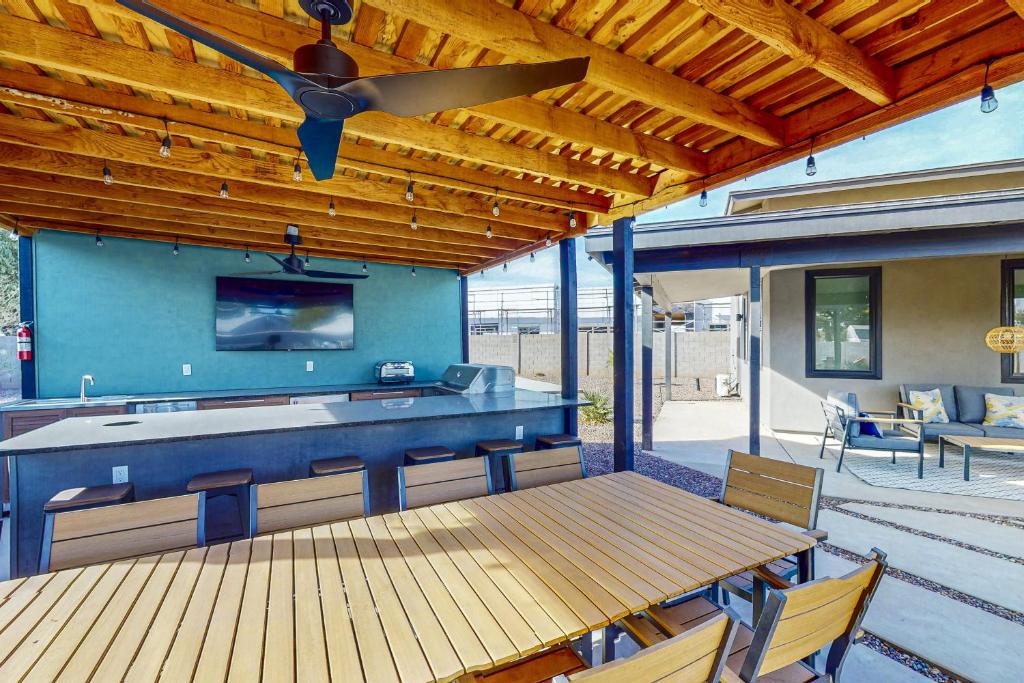 The Chandler Hideaway - Main House Only - Image 5