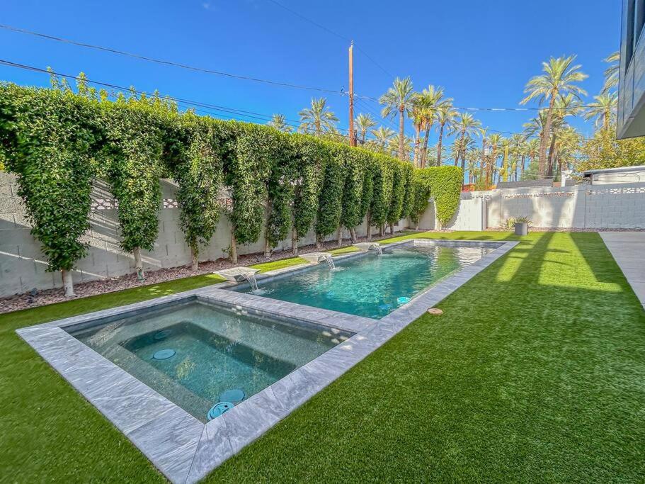 4Bed Arcadia Pool&HT close to oldtown Scottsdale