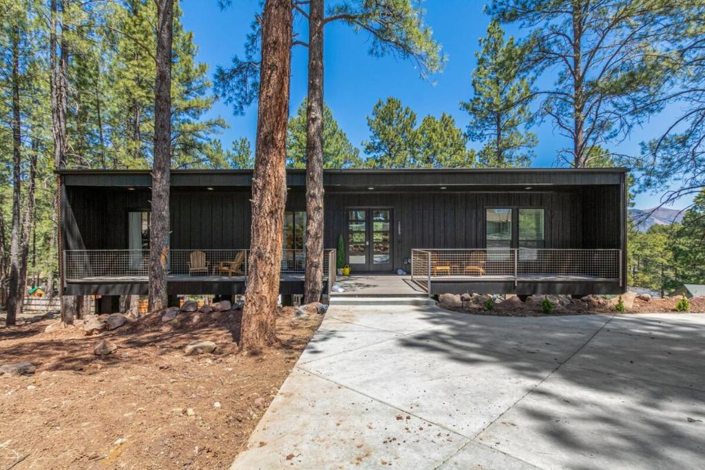 Hot Tub (Jacuzzi) - Photo 2