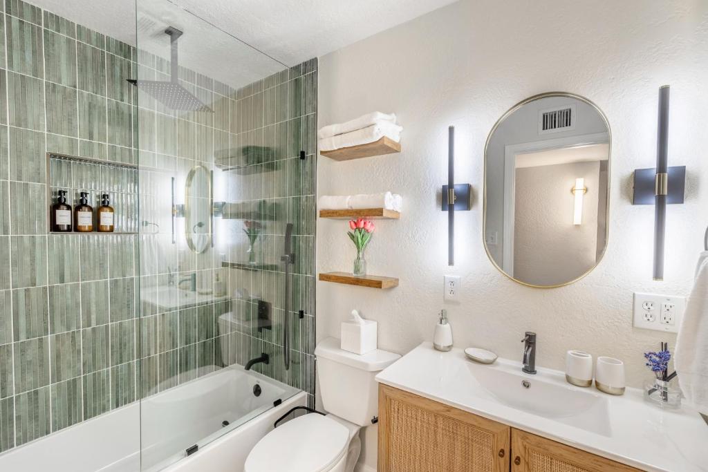 Chic Scottsdale Escape with Pool