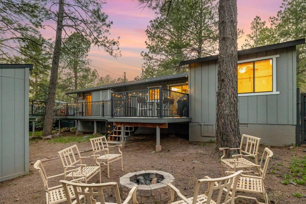 Wooded Oasis, Hot Tub, Fenced Yard, Chic Design - Image 8