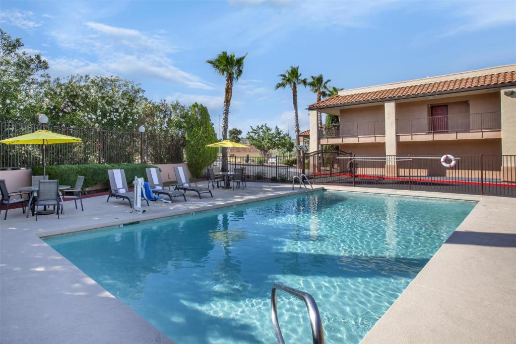 Best Western Copper Hills Inn - Image 4