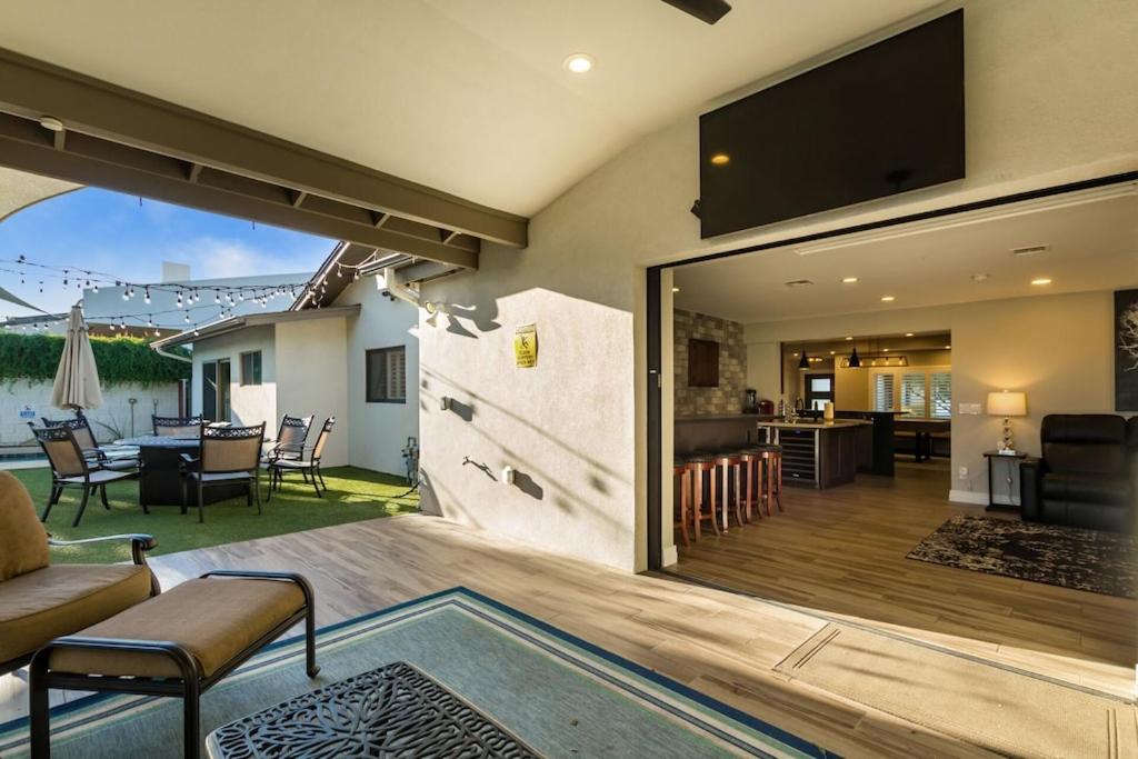 Private Pool & Spa ** Steps to Old Town ** Sanatized