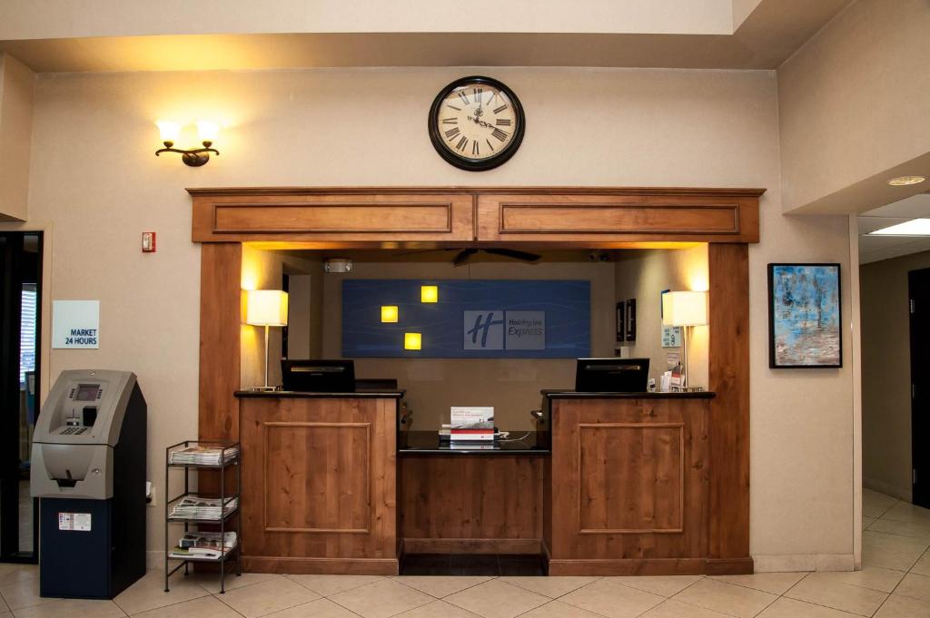Holiday Inn Express Tucson-Airport by IHG