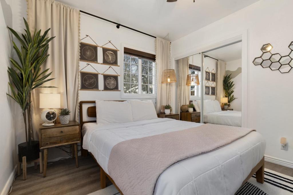 Hot tub Downtown The Bungalow - Image 7