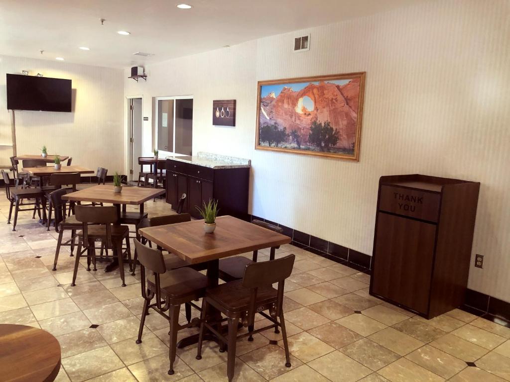 NavajoLand Inn - Image 6