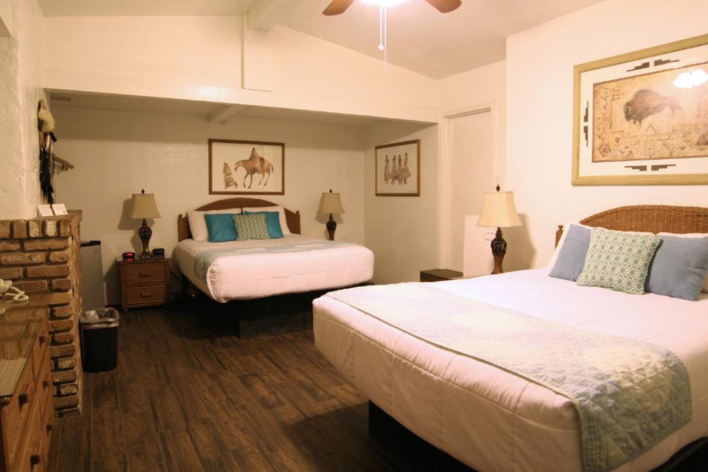 Oak Creek Terrace Resort - Image 7