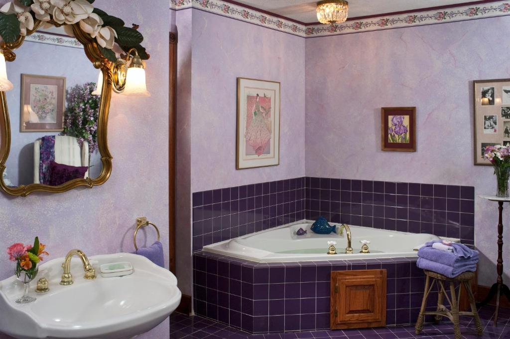 Cliff Cottage Inn, Downtown Bed & Breakfast