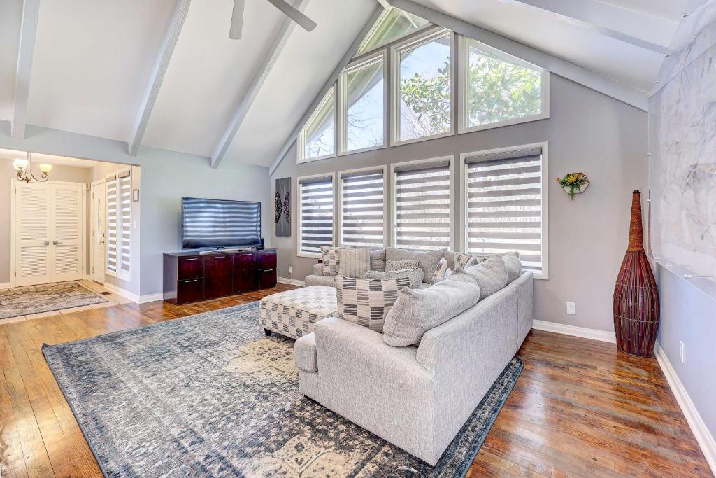 Haven On The Horizon about 1 Mi to Marina - Image 5