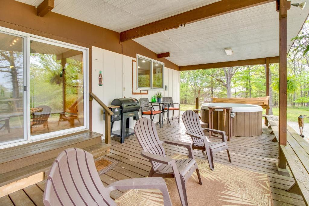 Hot Tub (Jacuzzi) - Photo 8