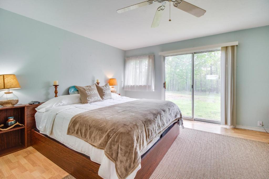 Elizabeth Vacation Rental with Private Hot Tub! - Image 7