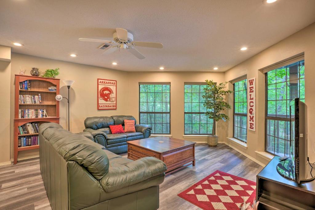 Beaver Lake Retreat with Deck and Private Hot Tub - Image 5