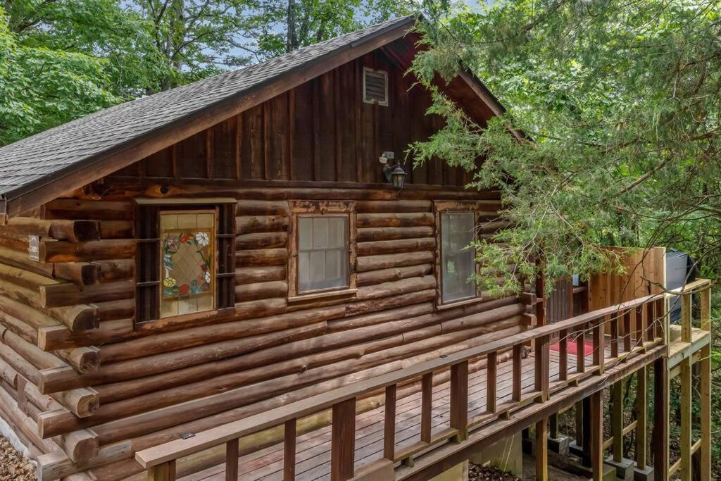 Hot Tub, Pets OK, WiFi, Honeymoon - Image 6