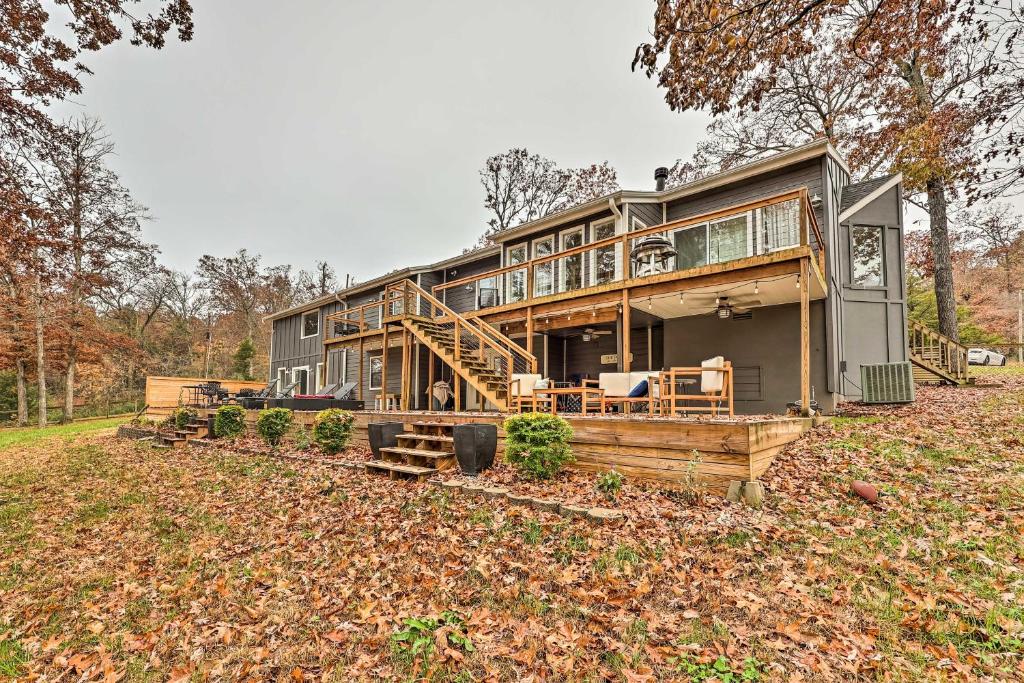 Lakefront Rogers Getaway with Hot Tub and Deck! - Image 6