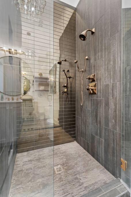 Luxurious Retreat! Private Creek View, Hot-tub, Pool - Image 8