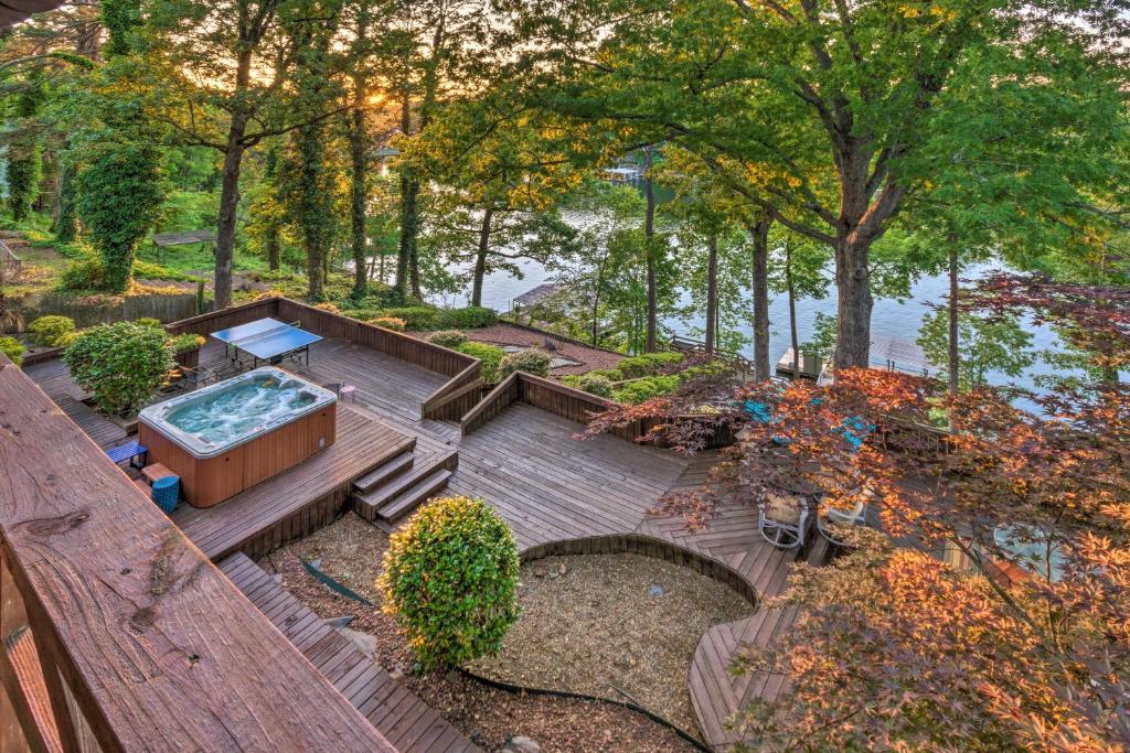 Hot Tub (Jacuzzi) - Photo 6