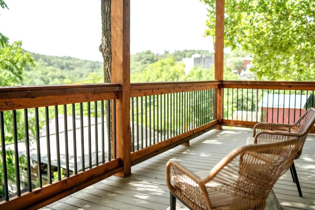 151 Spring Downtown Eureka Springs Suite B