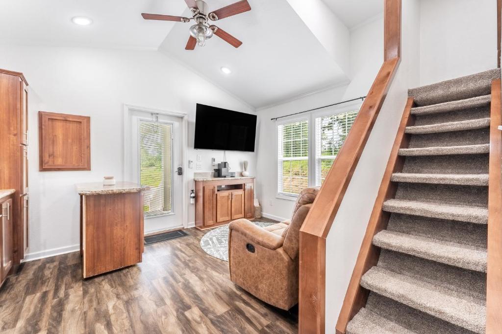 The Cottage at Ironwood Retreats - Image 7