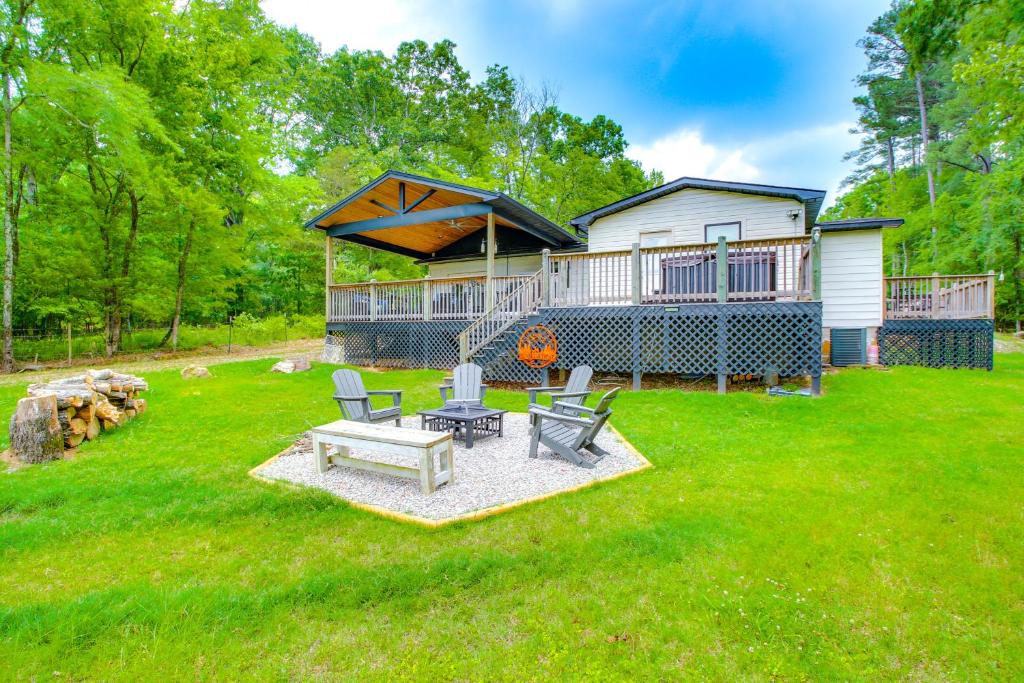 Riverfront Royal Home with Hot Tub and Fire Pits! - Image 6