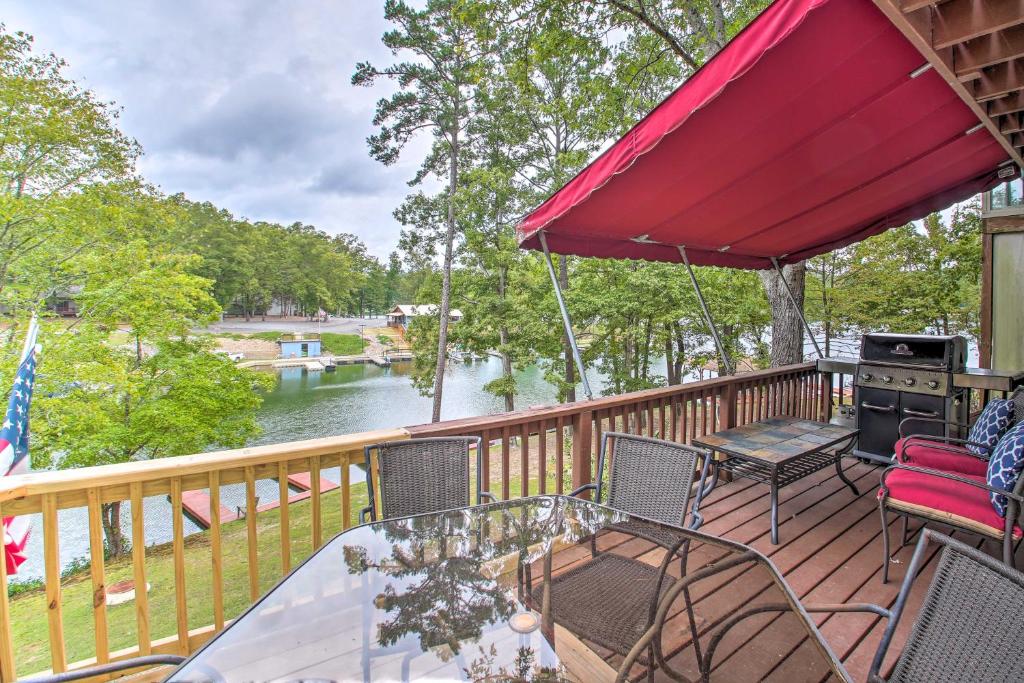 Townhome on Lake Desoto Deck and Water Views!