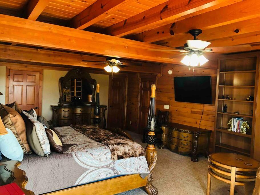 Rainbow Ridge Retreat - Image 5