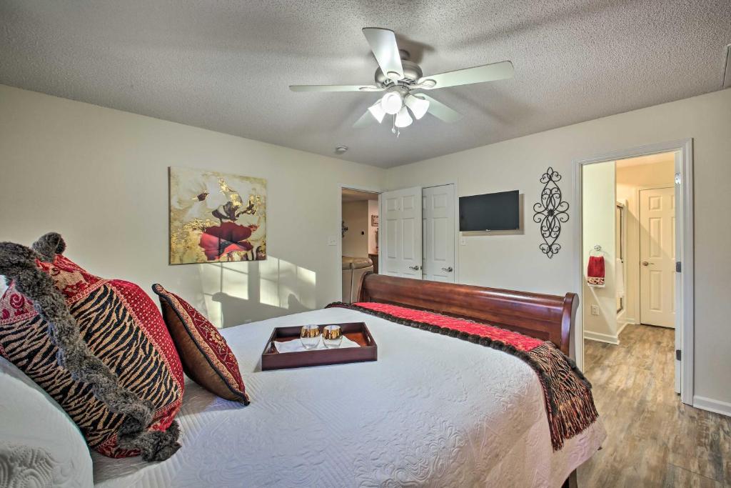 Fire Pit and Grill Tranquil Retreat in Hot Springs - Image 8