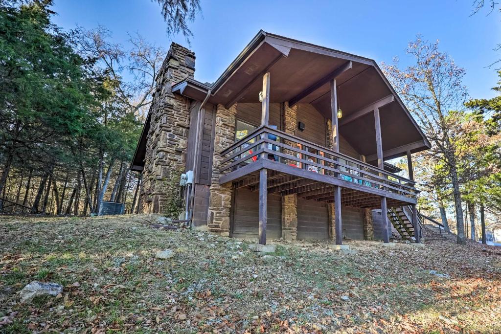 Cozy Holiday Island Home Hot Tub and Chiminea! - Image 6