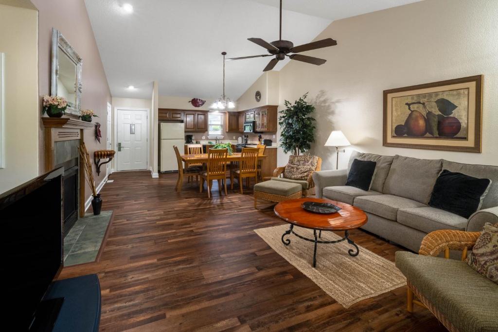 Los Lagos at Hot Springs Village a Ramada by Wyndham - Image 6