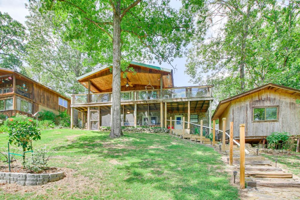 Hot Springs Retreat with Private Dock and Hot Tub! - Image 7