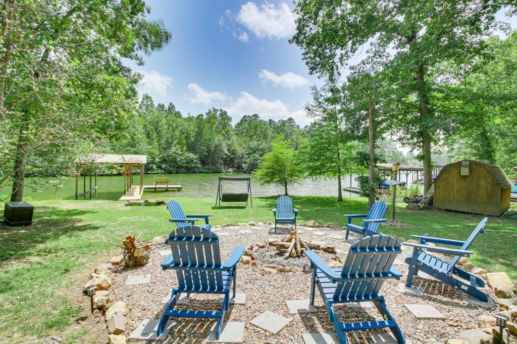 Hot Springs Retreat with Private Dock and Hot Tub!