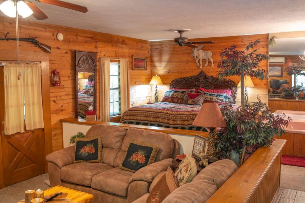 Hot Tub (Jacuzzi) - Photo 3