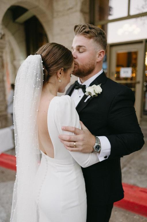 1905 Basin Park Hotel - Image 4