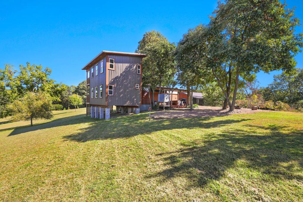 Fox Wood Cabin, Hot Tub, Mountain Views - Image 6