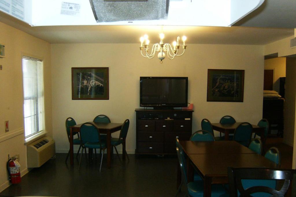 Glenwood Country Club - Image 5