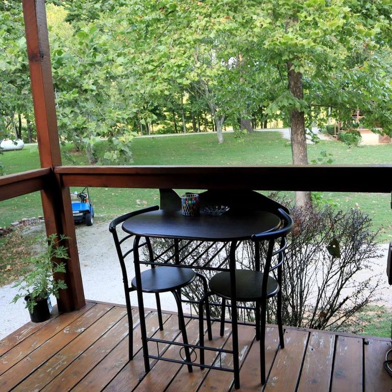 Riverfront Vacation Rental with Gas Fireplace in Eureka Springs, Arkansas - Image 8
