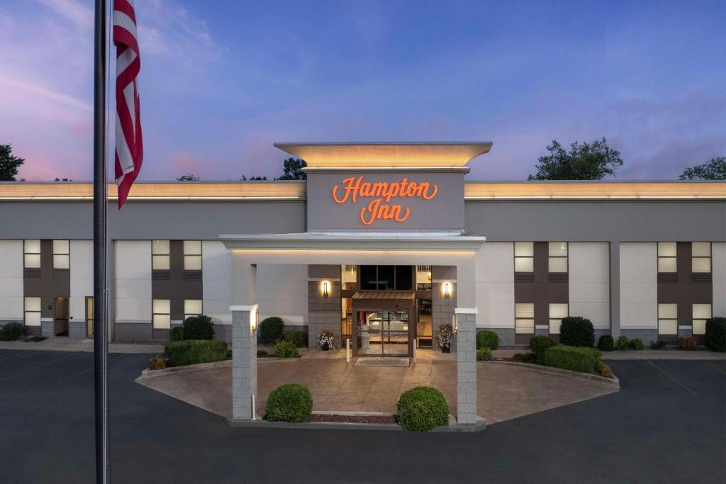 Hampton Inn Russellville