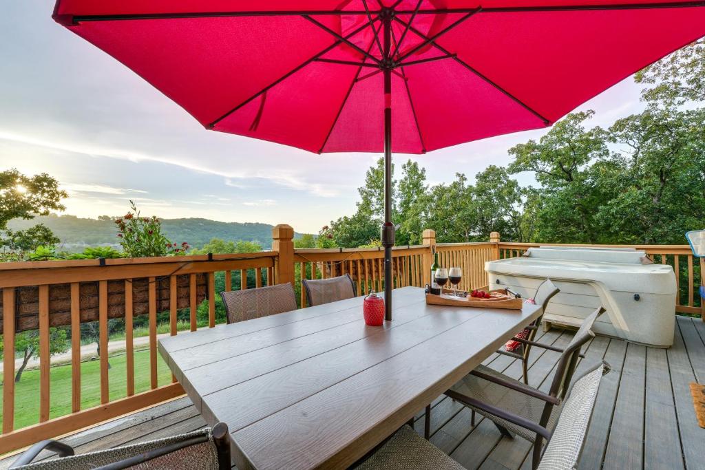Hot Tub and Fire Pit! Lake-View Home in Blue Eye