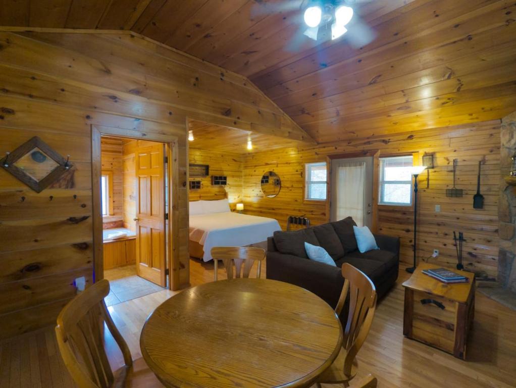 Wild Plum Cabin No.1 - Image 5