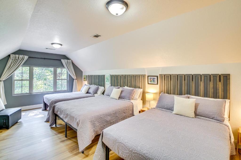 Less Than 5 Mi to Lake Desoto Grand Hot Springs Home - Image 7