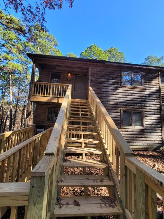 Bear Den on Lake Ouachita 2BR Condo at Mountain Harbor Resort