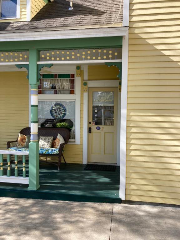 All Seasons Inn - Image 4