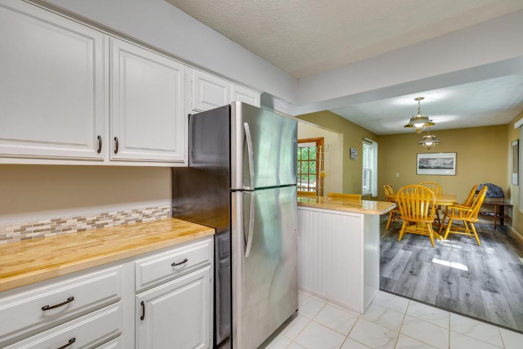 Hot Tub at Mountain-View Ozarks Retreat! - Image 4