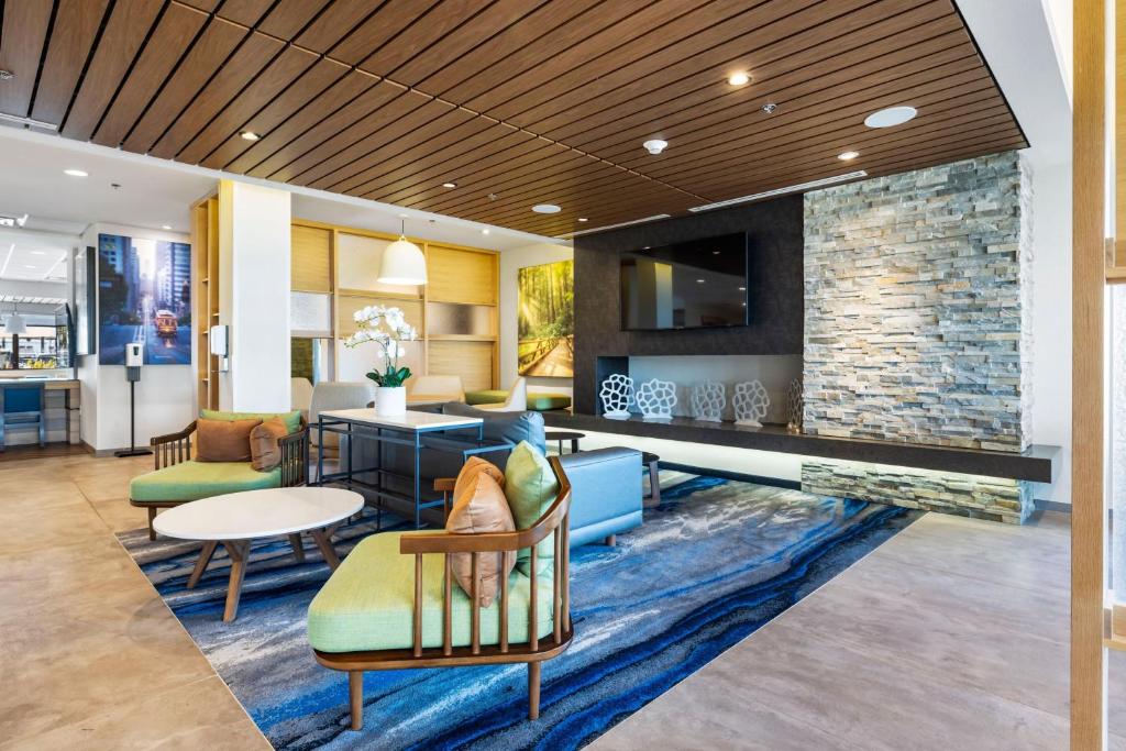 Fairfield by Marriott Inn & Suites San Francisco Airport Oyster Point Area - Image 5