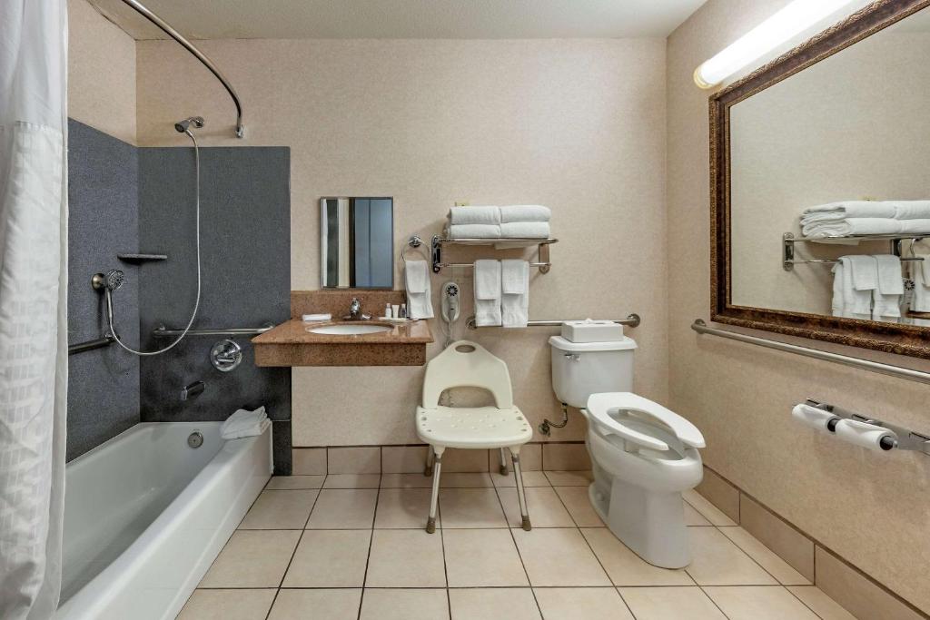 Hot Tub (Jacuzzi) - Photo 7